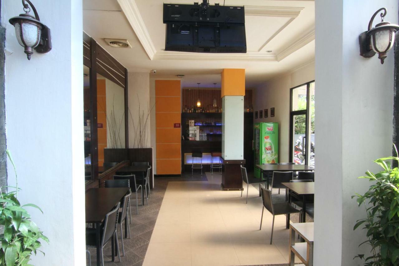 Mira Hotel บันจาร์มาซิน ภายนอก รูปภาพ
